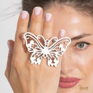 انگشتر پروانه