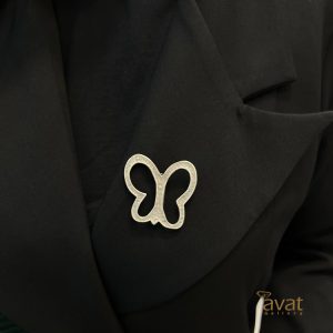 سنجاق سینه پروانه