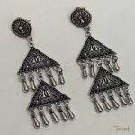 گوشواره برنج هندی با ابکاری نقره ای