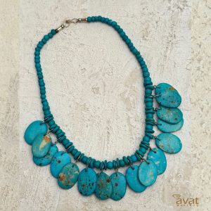 گردنبند استخوان ابی رنگ
